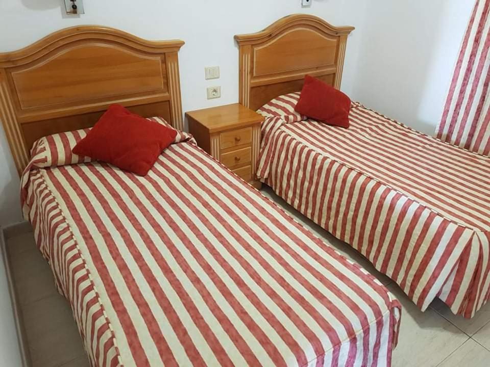 Heated Pools-200M Beach- Wifi Puerto del Carmen  Eksteriør bilde